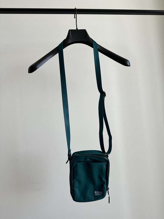 lululemon athletica Handbags - Lululemon Teal Green Crossbody Bag